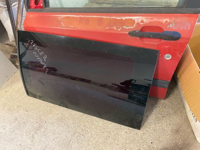 bontott CHRYSLER VOYAGER Bal Tolóajtó Ablak