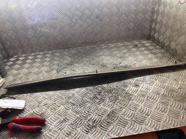 bontott CHRYSLER VOYAGER Bal Tolóajtó Díszléc