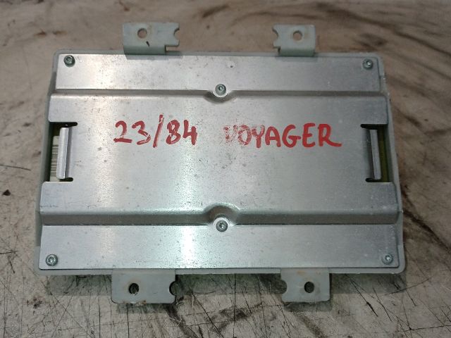 bontott CHRYSLER VOYAGER Biztosítéktábla Utastér