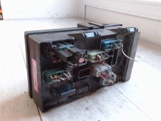 bontott CHRYSLER VOYAGER Biztosítéktábla Utastér