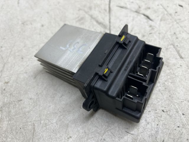 bontott CHRYSLER VOYAGER Előtét Ellenállás Fűtőmotor