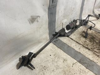 bontott CHRYSLER VOYAGER Első Ablaktörlő Szerkezet Motorral