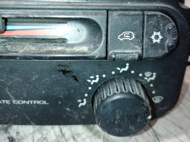 bontott CHRYSLER VOYAGER Fűtéskapcsoló (manuális klímás)