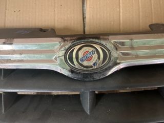 bontott CHRYSLER VOYAGER Hűtőrács