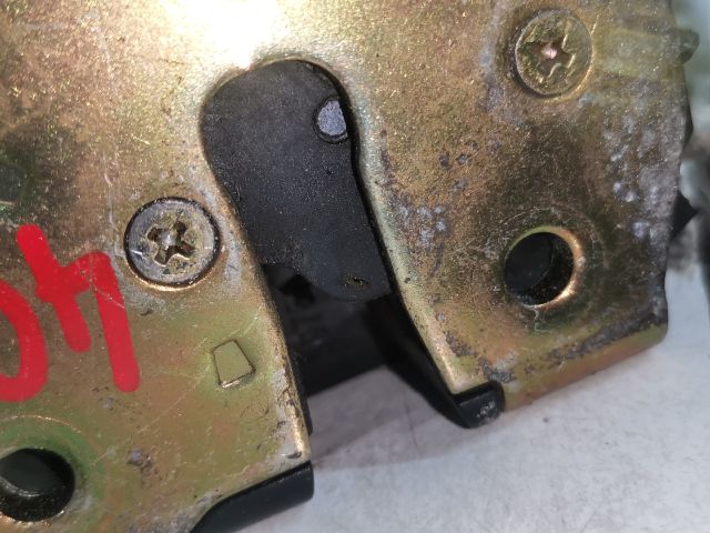 bontott CHRYSLER VOYAGER Jobb első Ajtózár