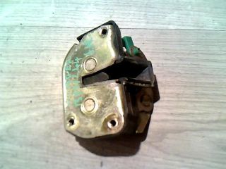 bontott CHRYSLER VOYAGER Jobb hátsó Ajtózár