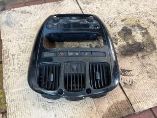 bontott CHRYSLER VOYAGER Középkonzol Keret