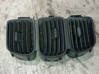 bontott CHRYSLER VOYAGER Középső Szellőző