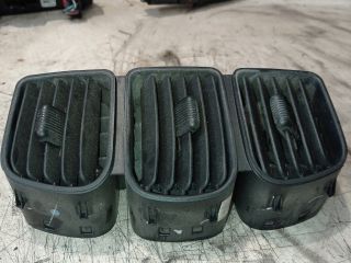 bontott CHRYSLER VOYAGER Középső Szellőző