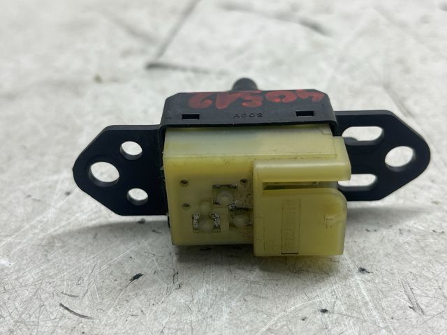 bontott CHRYSLER VOYAGER Központizár Kapcsoló