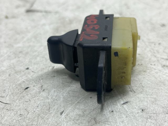 bontott CHRYSLER VOYAGER Központizár Kapcsoló