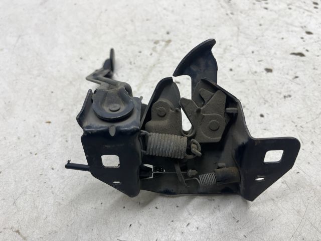 bontott CHRYSLER VOYAGER Motorháztető Zárszerkezet