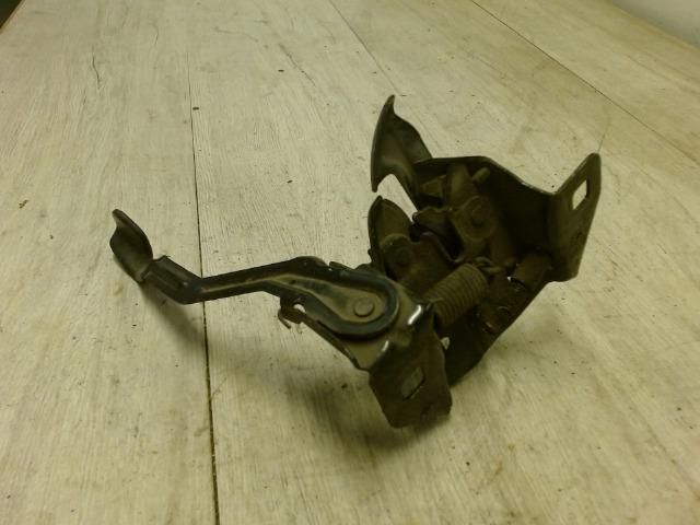 bontott CHRYSLER VOYAGER Motorháztető Zárszerkezet