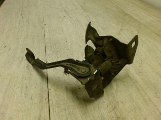 bontott CHRYSLER VOYAGER Motorháztető Zárszerkezet