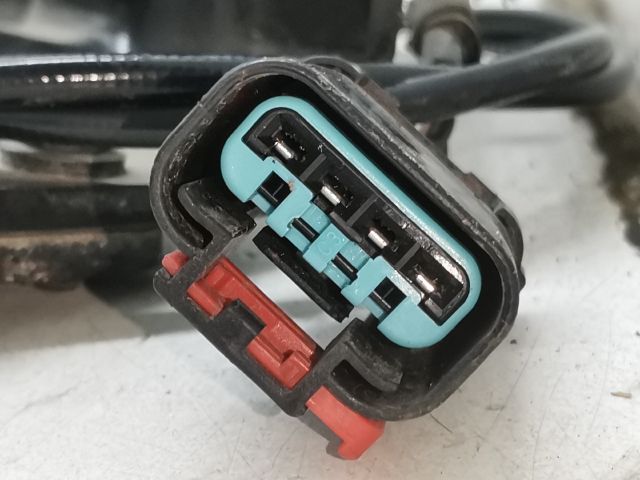 bontott CHRYSLER VOYAGER Tolóajtó Sín Görgő