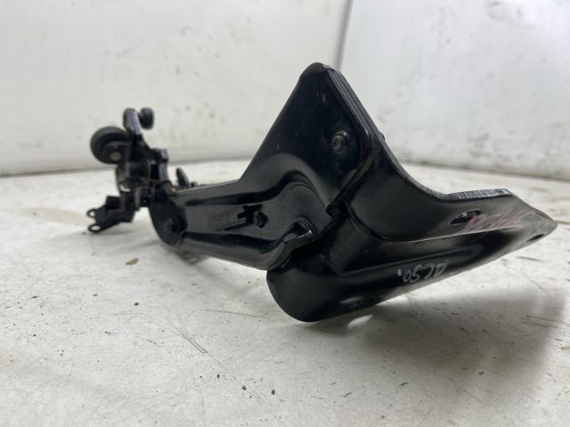 bontott CHRYSLER VOYAGER Tolóajtó Sín Görgő