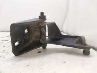 bontott CHRYSLER VOYAGER Tolóajtó Sín Görgő