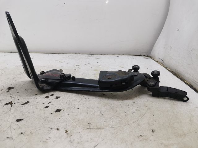 bontott CHRYSLER VOYAGER Tolóajtó Sín Görgő