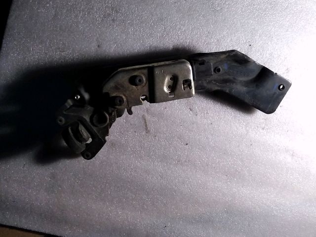 bontott CHRYSLER VOYAGER Tolóajtó Sín Görgő