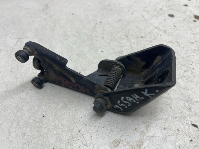 bontott CHRYSLER VOYAGER Tolóajtó Sín Görgő