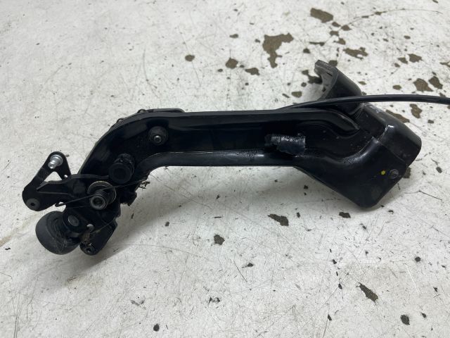 bontott CHRYSLER VOYAGER Tolóajtó Sín Görgő