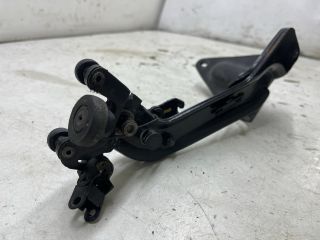 bontott CHRYSLER VOYAGER Tolóajtó Sín Görgő