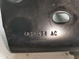 bontott CHRYSLER VOYAGER Tolóajtó Sín Görgő