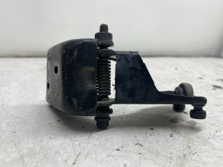 bontott CHRYSLER VOYAGER Tolóajtó Sín Görgő