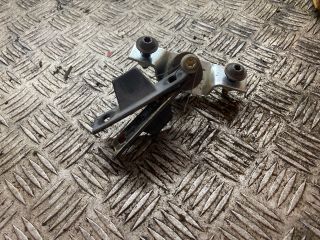 bontott CHRYSLER VOYAGER Tolóajtó Ütköző