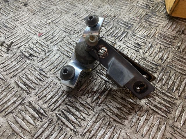 bontott CHRYSLER VOYAGER Tolóajtó Ütköző