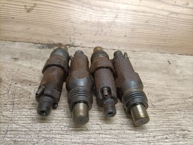 bontott CITROËN AX Porlasztó (1 db)