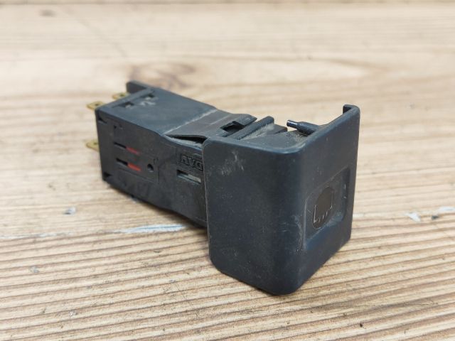 bontott CITROËN AX Ablakfűtés Kapcsoló