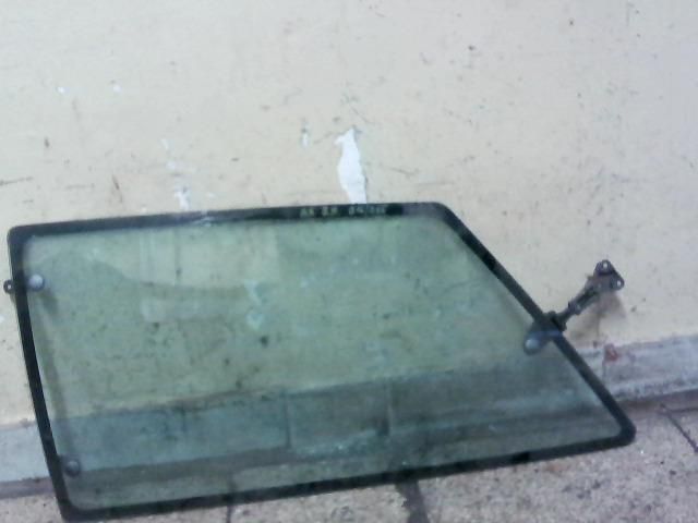 bontott CITROËN AX Bal hátsó Fixüveg (Ajtóban)