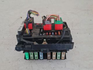 bontott CITROËN BERLINGO Biztosítéktábla Motortér