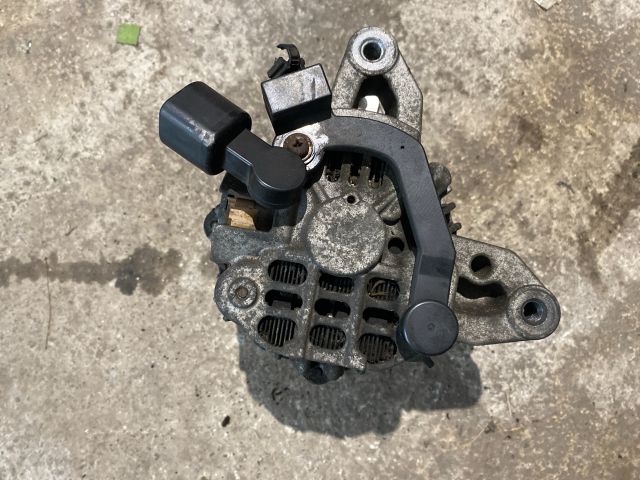 bontott CITROËN BERLINGO Generátor