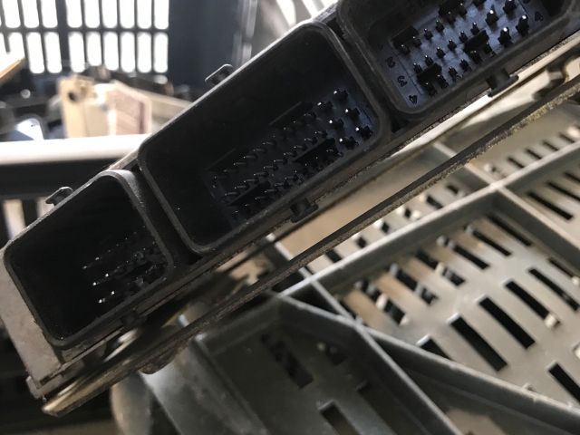 bontott CITROËN BERLINGO Motorvezérlő