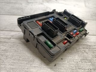 bontott CITROËN BERLINGO Biztosítéktábla Motortér