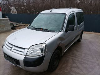 bontott CITROËN BERLINGO Biztosítéktábla Motortér