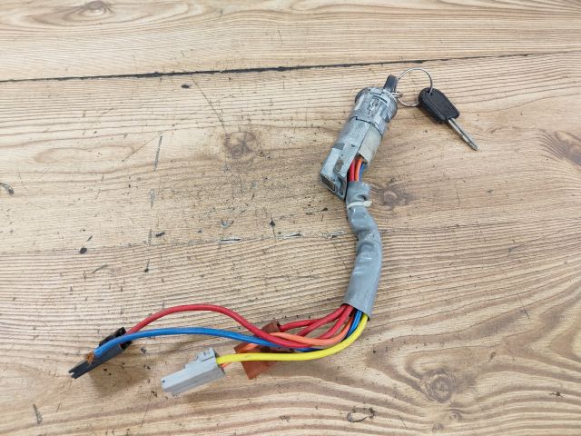 bontott CITROËN BERLINGO Gyújtáskapcsoló Házzal