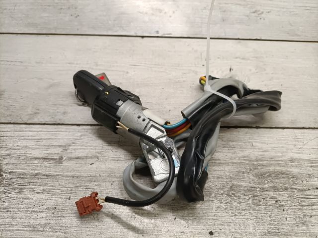 bontott CITROËN BERLINGO Gyújtáskapcsoló