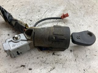 bontott CITROËN BERLINGO Gyújtáskapcsoló