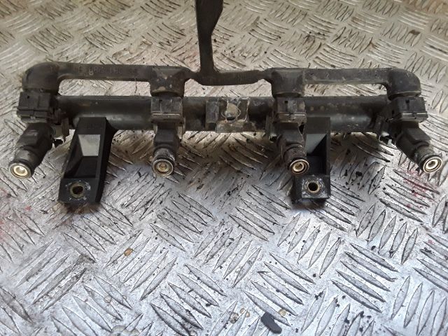 bontott CITROËN BERLINGO Porlasztó Sor / Híd