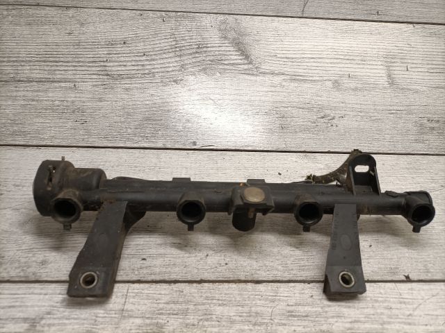 bontott CITROËN BERLINGO Porlasztó Sor / Híd