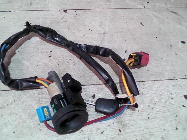 bontott CITROËN BERLINGO Gyújtáskapcsoló