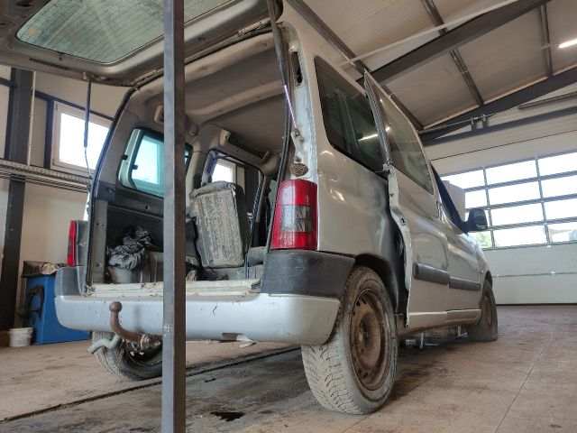 bontott CITROËN BERLINGO Homlokfal (Üres lemez)