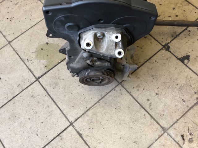 bontott CITROËN BERLINGO Motor (Fűzött blokk hengerfejjel)