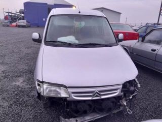 bontott CITROËN BERLINGO Motor (Fűzött blokk hengerfejjel)