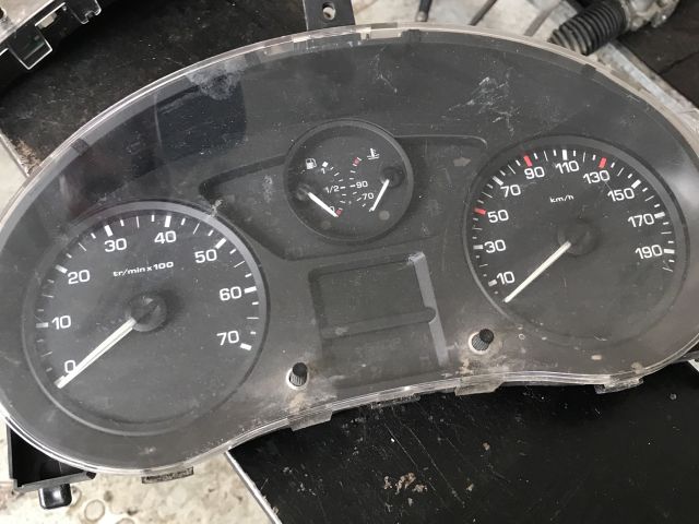 bontott CITROËN BERLINGO Kilométeróra