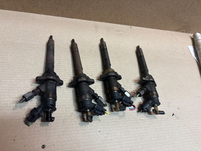 bontott CITROËN BERLINGO Porlasztó Sor / Híd