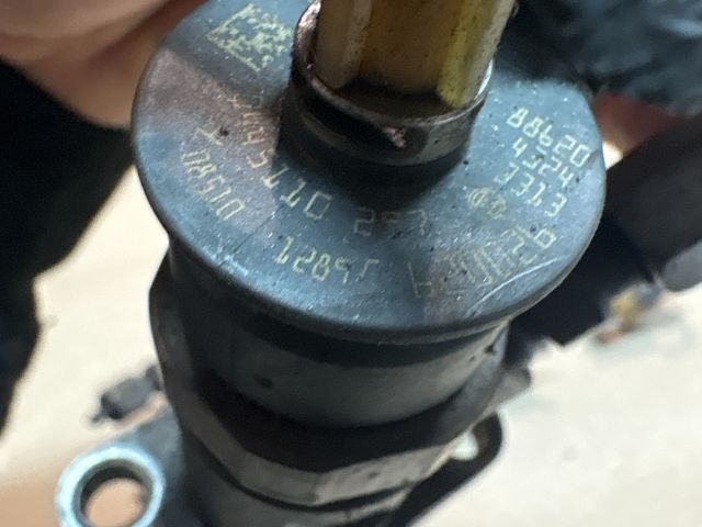 bontott CITROËN BERLINGO Porlasztó Sor / Híd